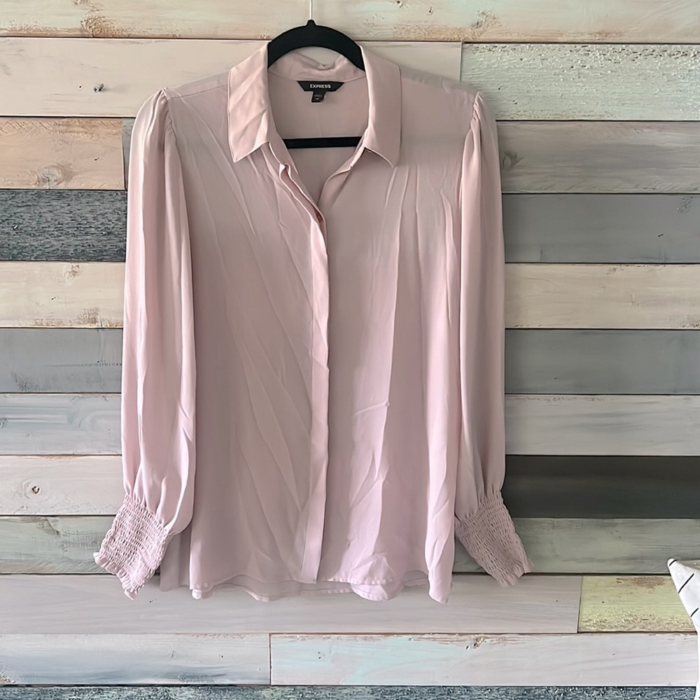 Express Portfolio Shirt - size medium